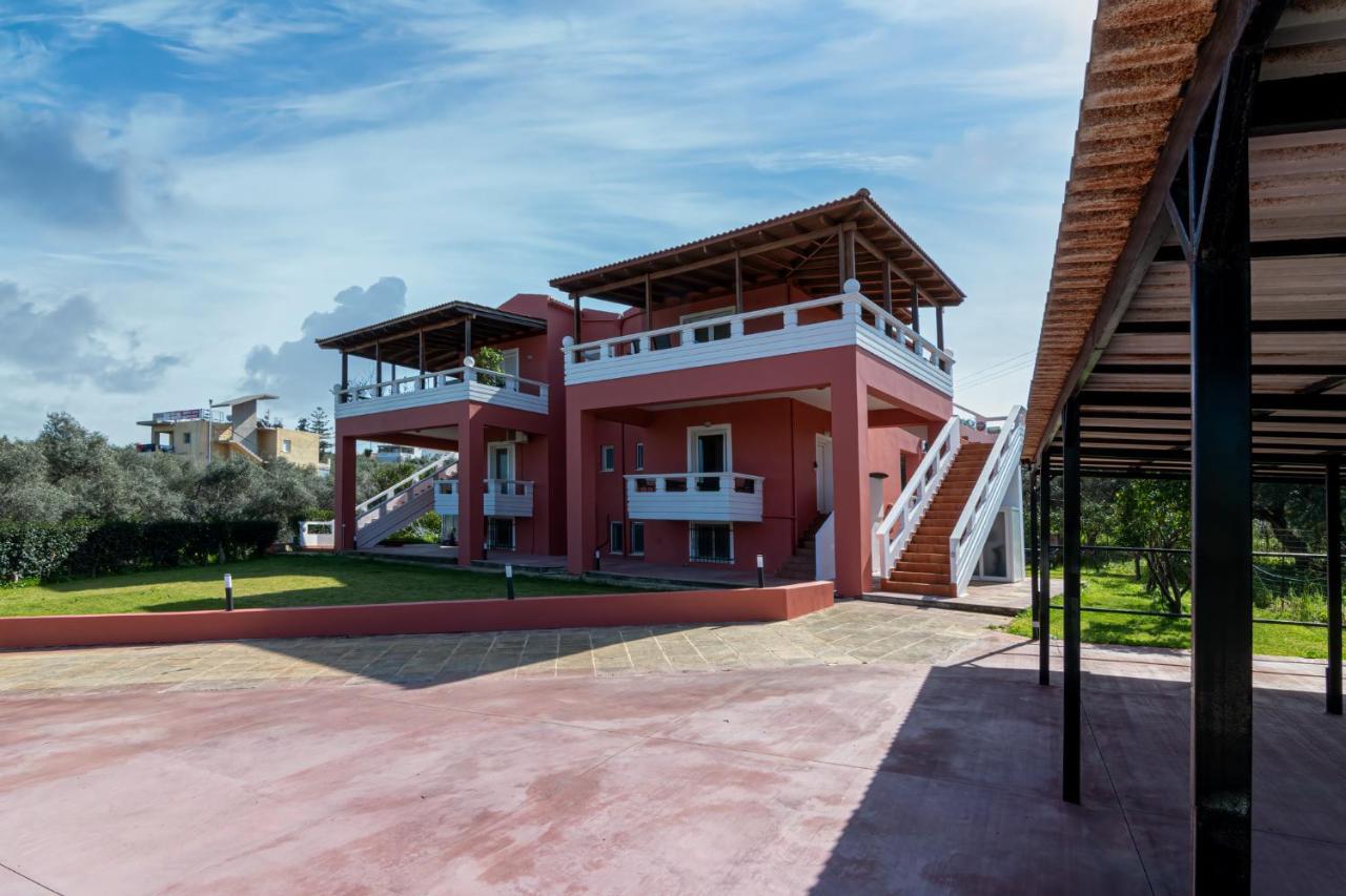 Bona'S Guest House Agia  Exterior photo